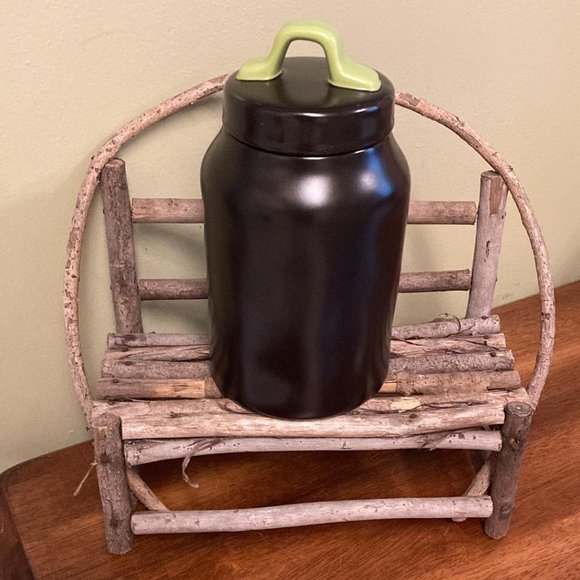 Rae Dunn Frog Breath Canister - 8.25x4.5” - Picture 5 of 7